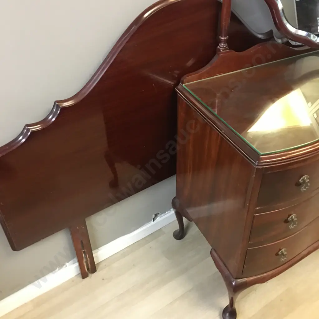 Solid Mahogany 5 Drawer Dressing table, Serpentine Front, Cabriole Legs, With 137cm Headboard Image 1++