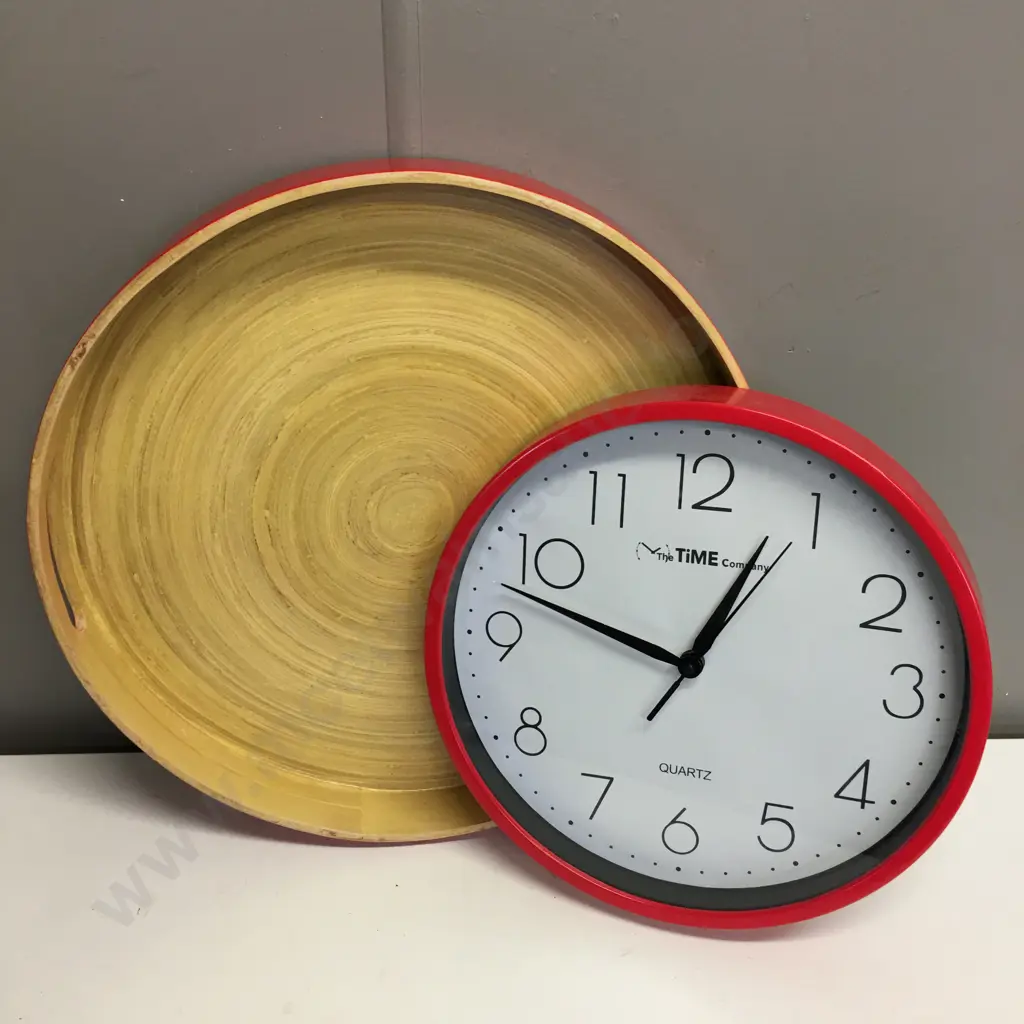'The Time Company' Red Quartz Clock & Round Serving Tray Image 1++