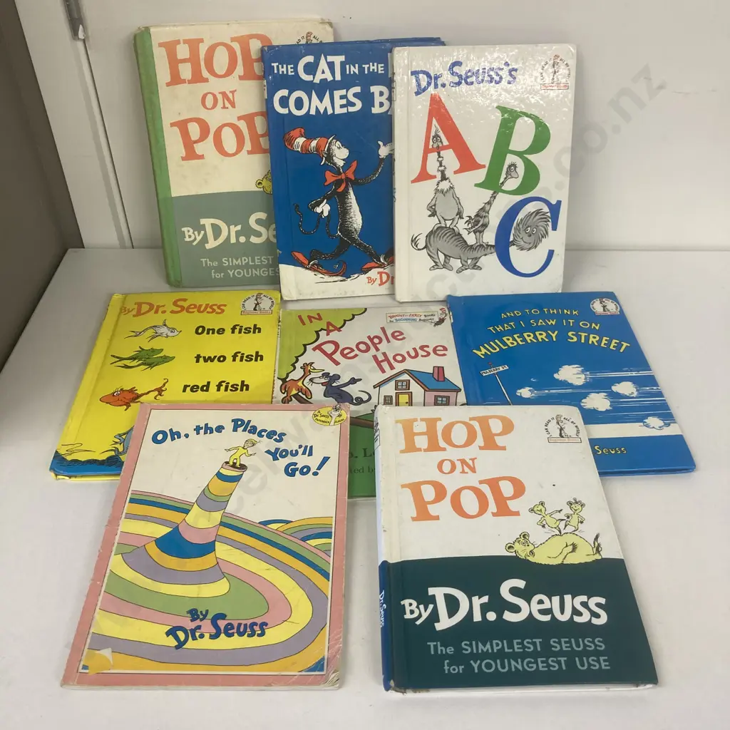 Lot of 8 Vintage Dr. Seuss & Theo. LeSieg Books Image 1++