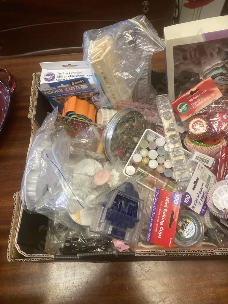 Cake Decorating Sundries Including Cookie Cutters, Cake Cases Etc Image 1++
