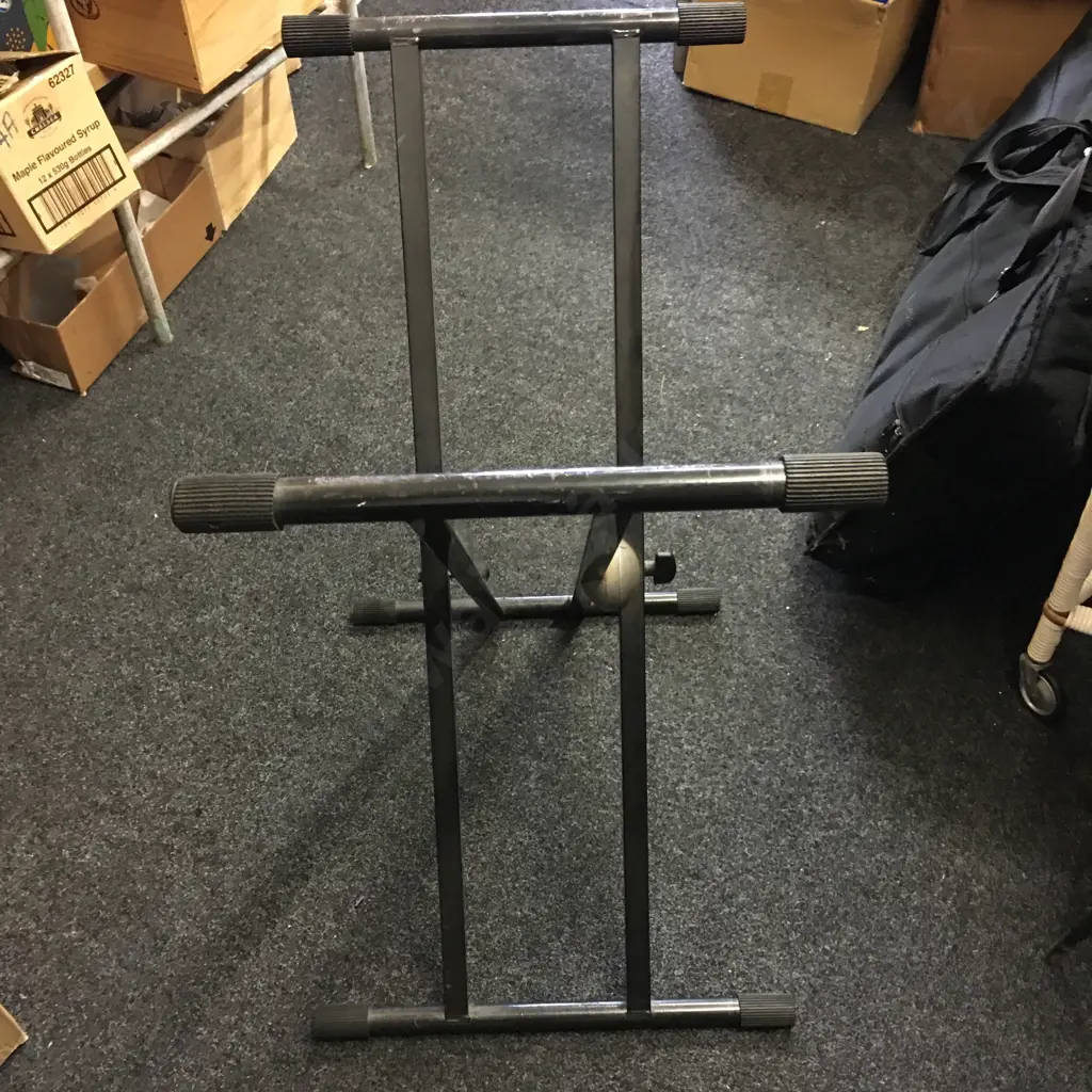 Korg i5S Keyboard With Stand & Soft Case Image 1++
