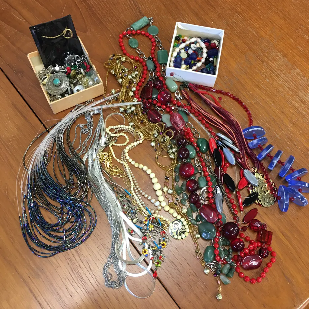 Selection Of Costume Jewellery Image 1++