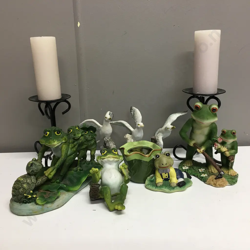 Selection Of Ornaments Including Seagulls, Frogs Etc Image 1++