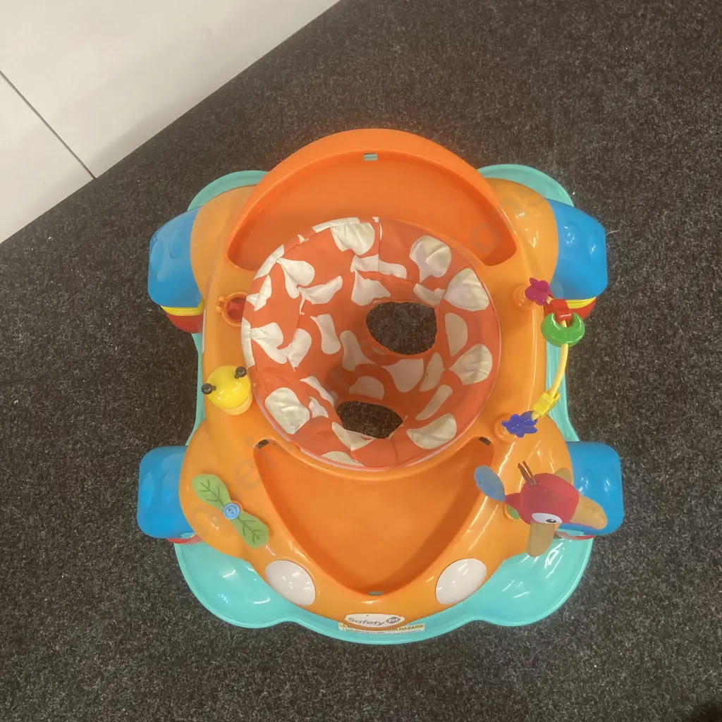 Safety 1st Activity Walker Image 1++