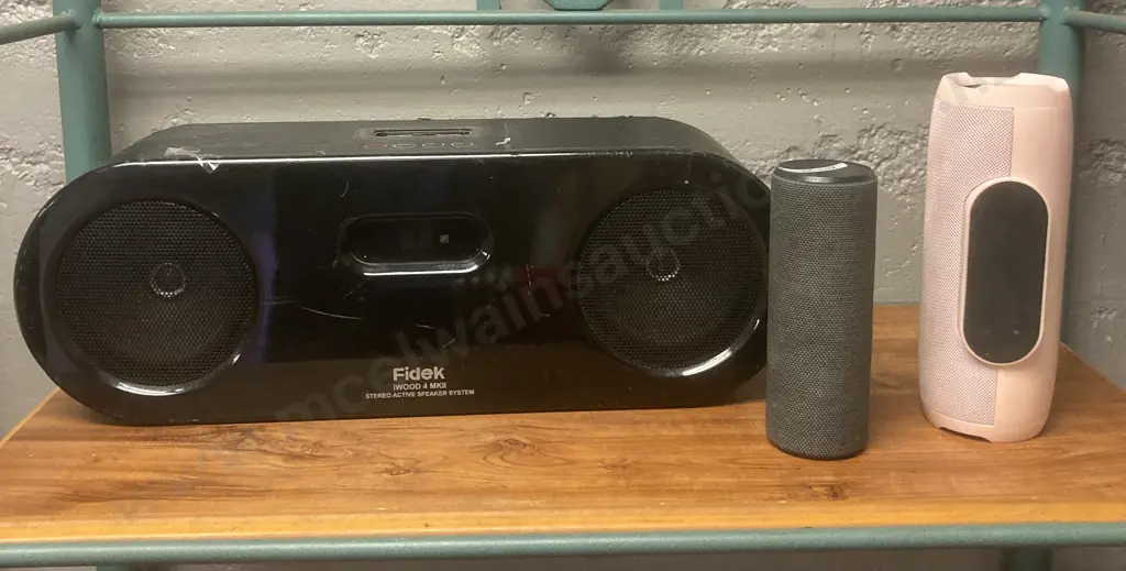 Pink Portable Bluetooth Speaker, Fiedk iWood Mk11, UE Speaker Battery Critical (No P/S's Etc) Image 1++