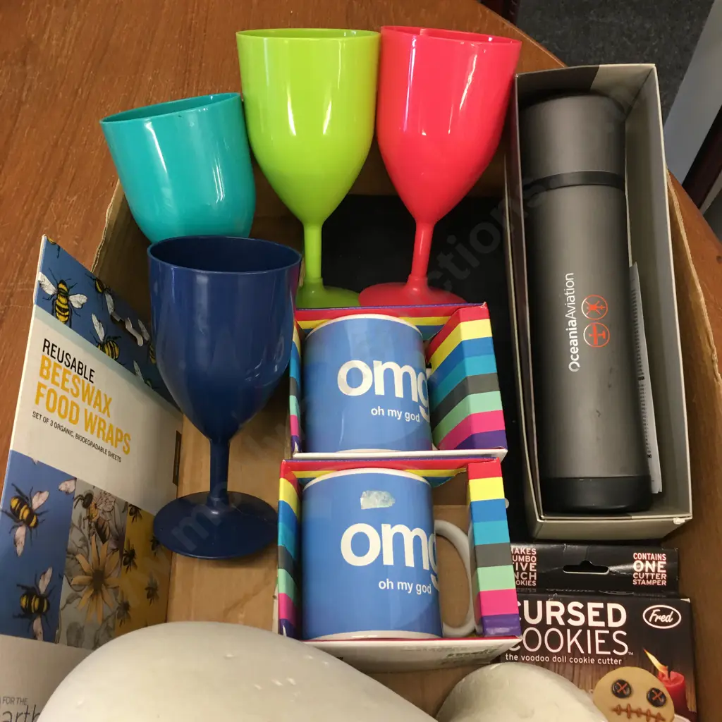 Box Lot Thermos, Plastic Wine Glasses Etc Image 1++