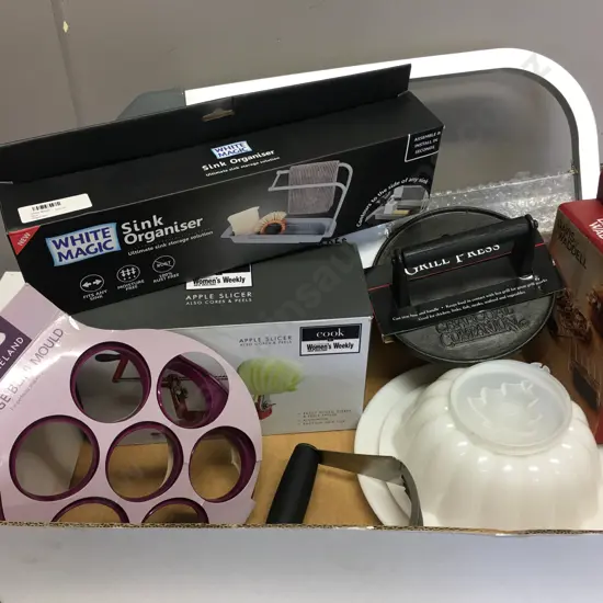 Grill Press, Sink Organiser, Tupperwarer Etc