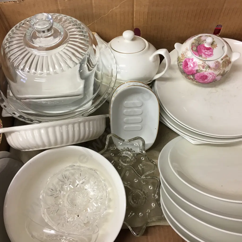 Box Lot Crockery, Crystal & Glassware Image 1++