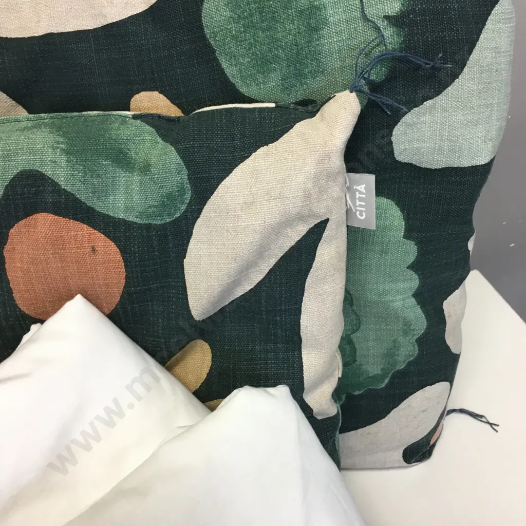 Queen Size Sheet Sets With Cita Design Cushions x4 Image 1++