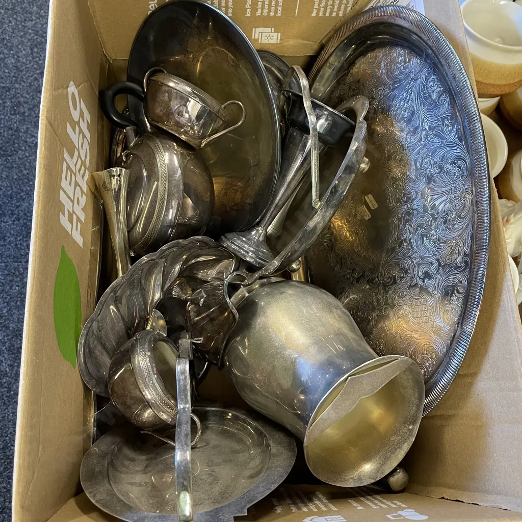 Box of Assorted Silverware Image 1++