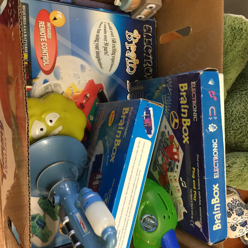 Selection of Toys, Brain Box, Dinki Di Soft Toy Etc Image 1++