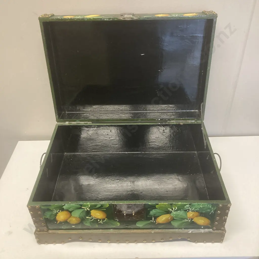 Vintage Hand Painted Wood & Metal Trunk, H23 W32 D35cm Image 1++