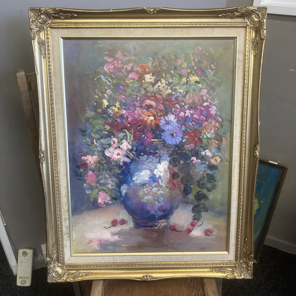 Still Life Oil Painting On Canvas Signed By The Artist With Ornate Gilt Frame, 74 x 59cm Image 1++