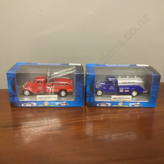 TinsToys Pull Back Die-Cast 18902 1934' Gas Tanker BB-157  & 18901 1934' Tow Truck BB-157