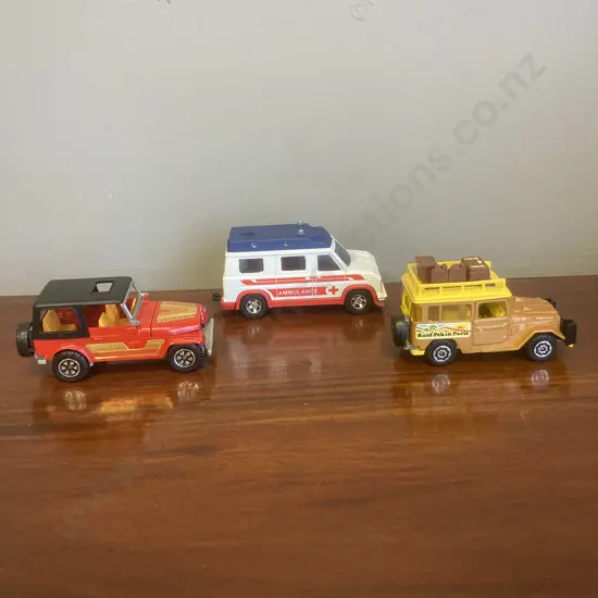 Vintage Majorette 1:36 Diecast Ambulance, Toyota Landcruiser & 1:32 Jeep Renegade