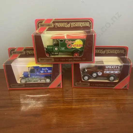 Matchbox Models of Yesteryear Y12 Model T Ford Rosella, Y22 1930 Model A Ford Van Spratts & Y21 1926 Ford Model TT Osram