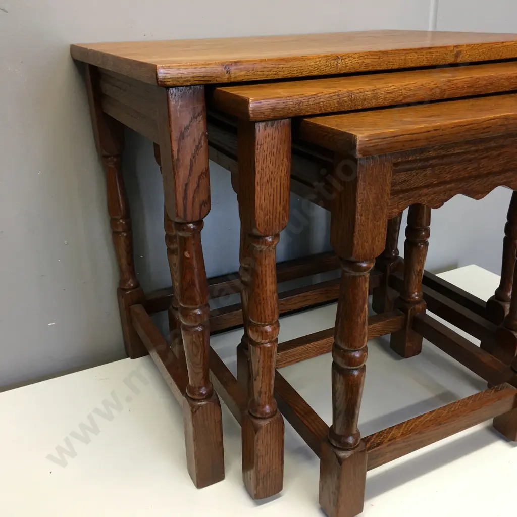 Oak Nest of 3 Tables, H45 W51 D34cm Image 1++