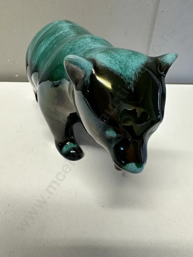 Vintage Blue Mountain Pottery Green Drip Glaze Pottery Bear, 14 x 28cm Image 1++