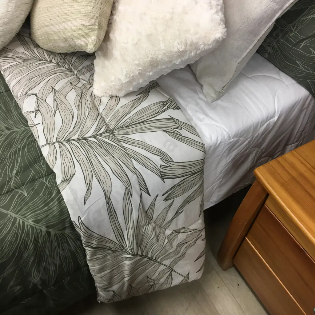 Queen Size Duvet Cover, Throw, Inner, Mattress Protector, Pillows, Pillow Cases & Assorted Cushions Image 1++