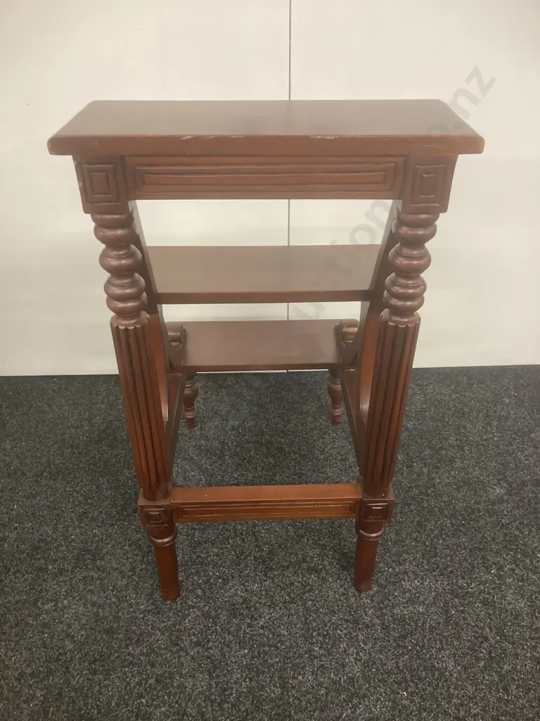 20th Century Reproduction Mahogany Set of Library Steps, On Turned Legs, H80 W45 D54cm Image 1++