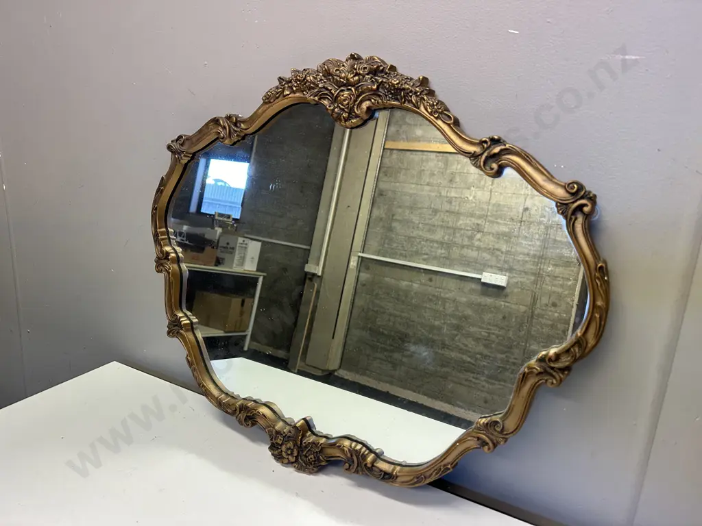 Vintage Ornate Gilt Framed Wall Mirror, 55 x 66cm Image 1++