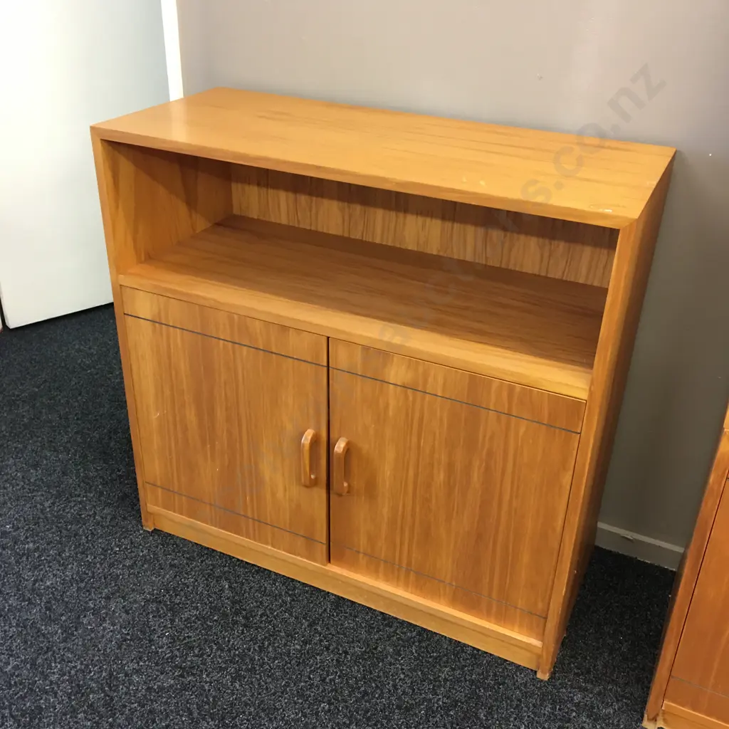 Danske Mobler Rimu Effect Buffet, H87 W89 D38cm Image 1++
