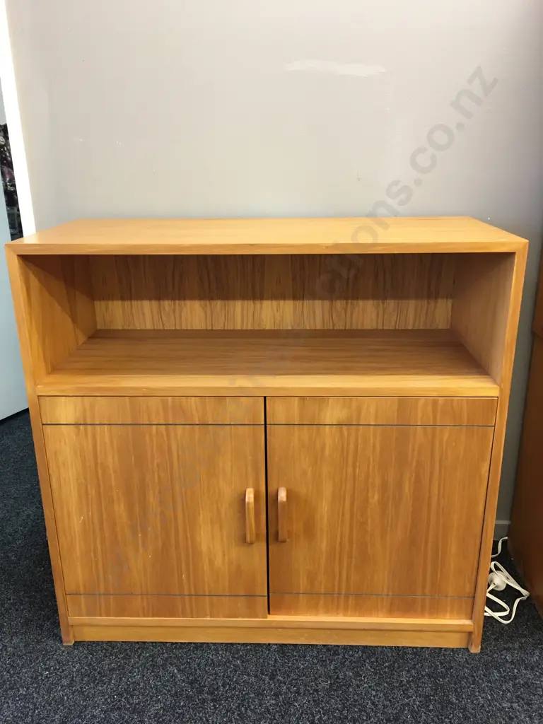Danske Mobler Rimu Effect Buffet, H87 W89 D38cm Image 1++
