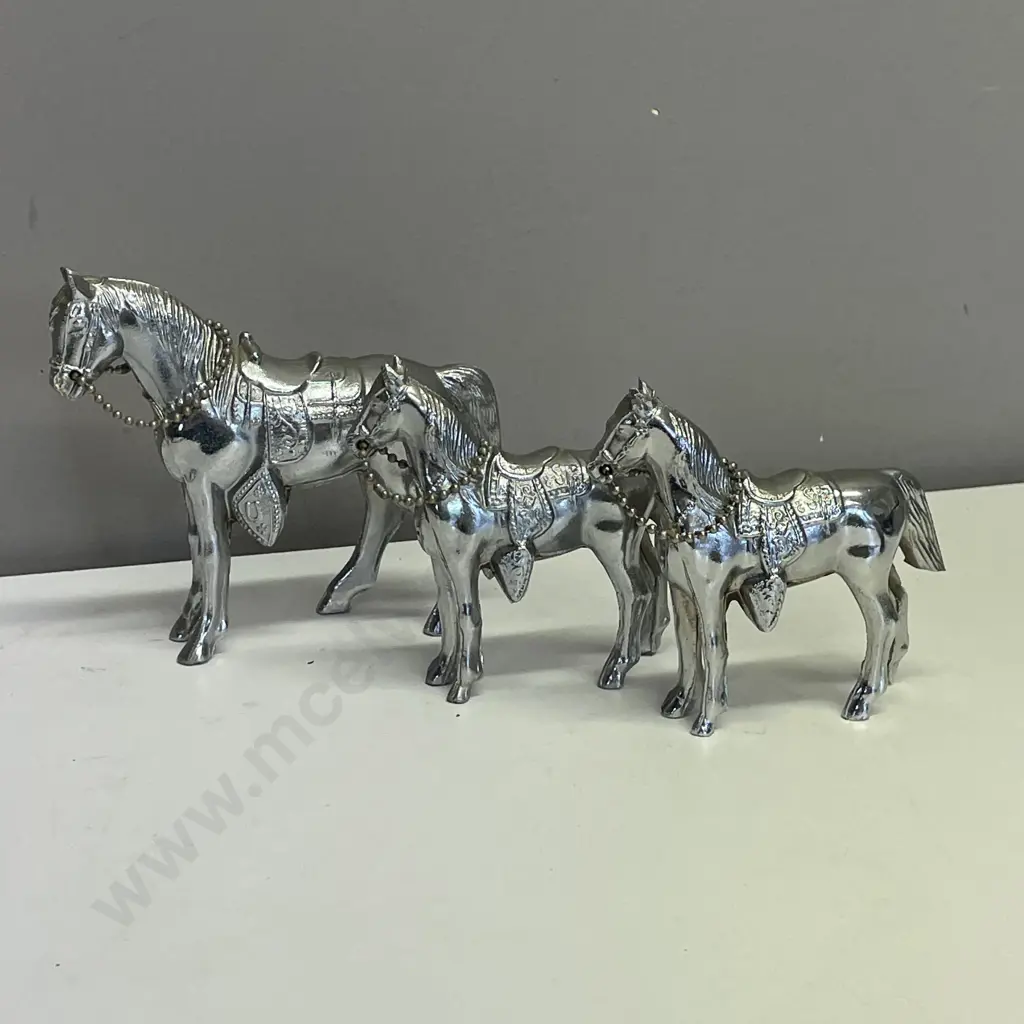 Trio of Decorative Silverene Metal Horse Ornaments Image 1++