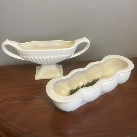 1930s Art Deco Dee Gee Twin Handled Stoneware Mantle Vase (af) And a Shorter & Son White Trough Vase 694 L/S