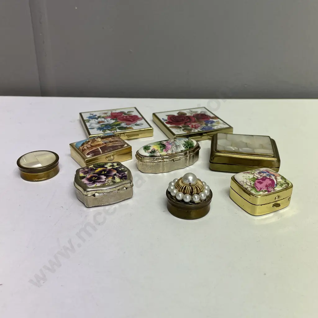 Assortment of Vintage Powder and Pill Boxes Image 1++