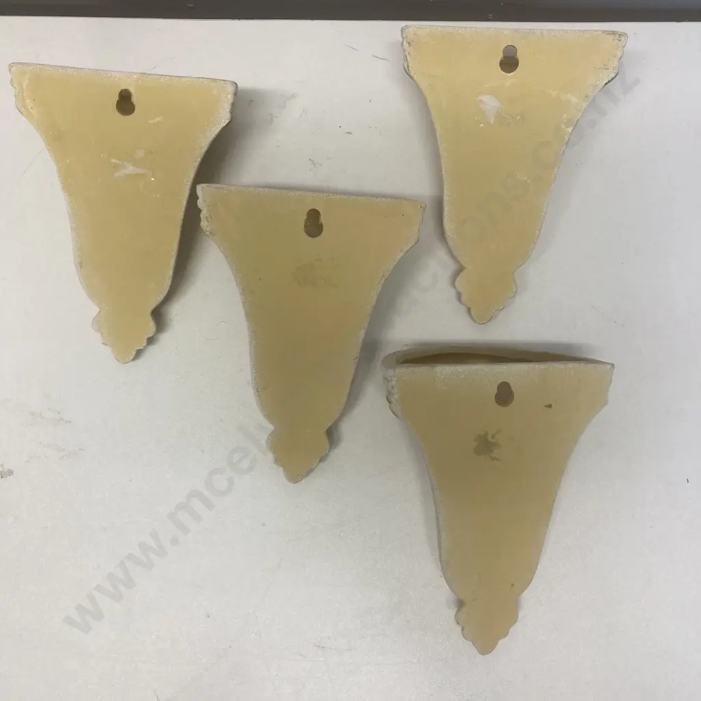 Set of 4 Vintage Ceramic Wall Pockets, 13 x 17cm Image 1++