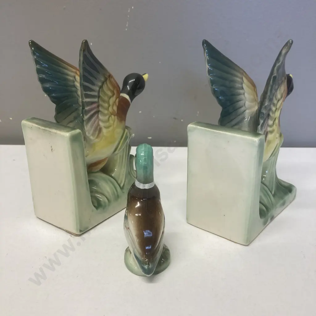 Vintage 1950s Weighted Porcelain Flying Ducks Bookends, & Small Duck Figurine Image 1++