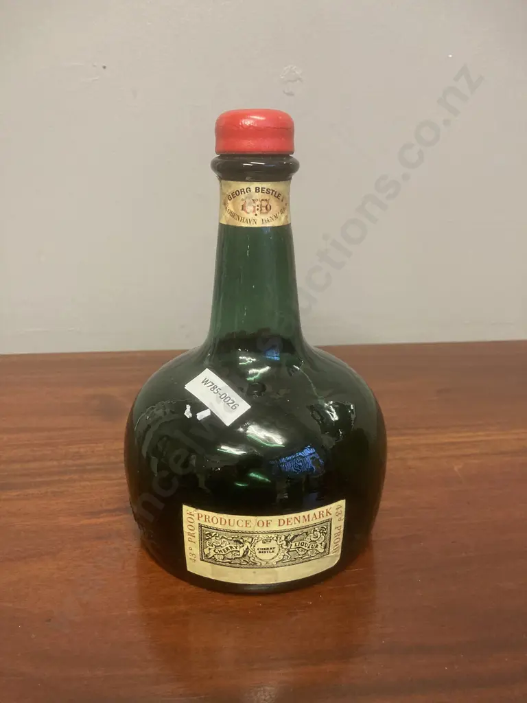 Vintage George Bestle Danish Cherry Bestle Musical Bottle, With Built In Music Box. Working Condition Image 1++