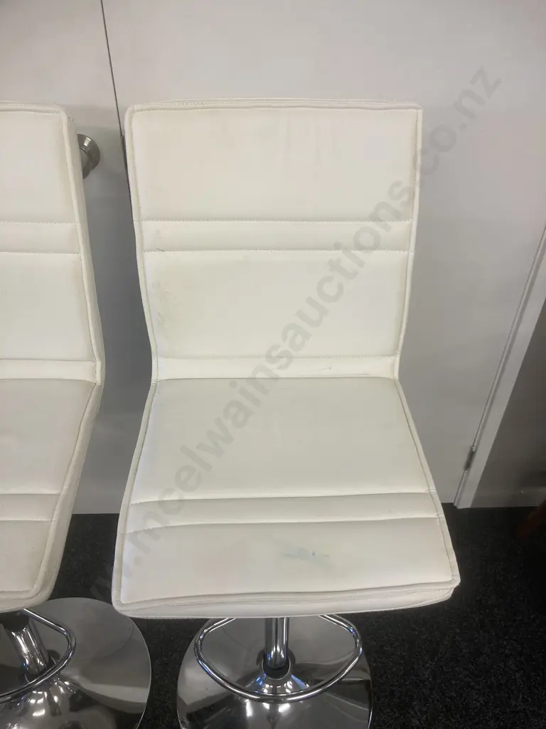 Pair of Cream PU Leather Highback Swivel Gaslift Pedestal Barstools Image 1++