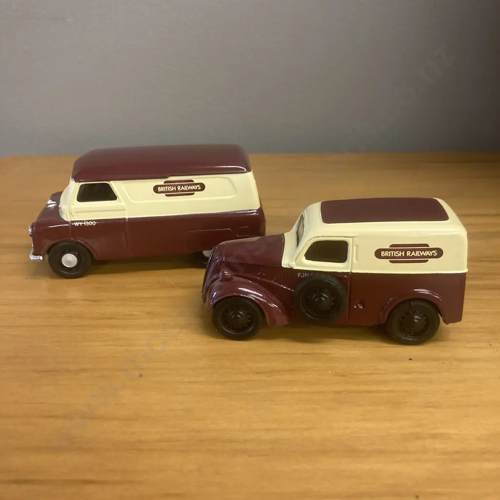 Corgi British Rail 2 Van Set Ford Popular & Bedford CA Image 1++