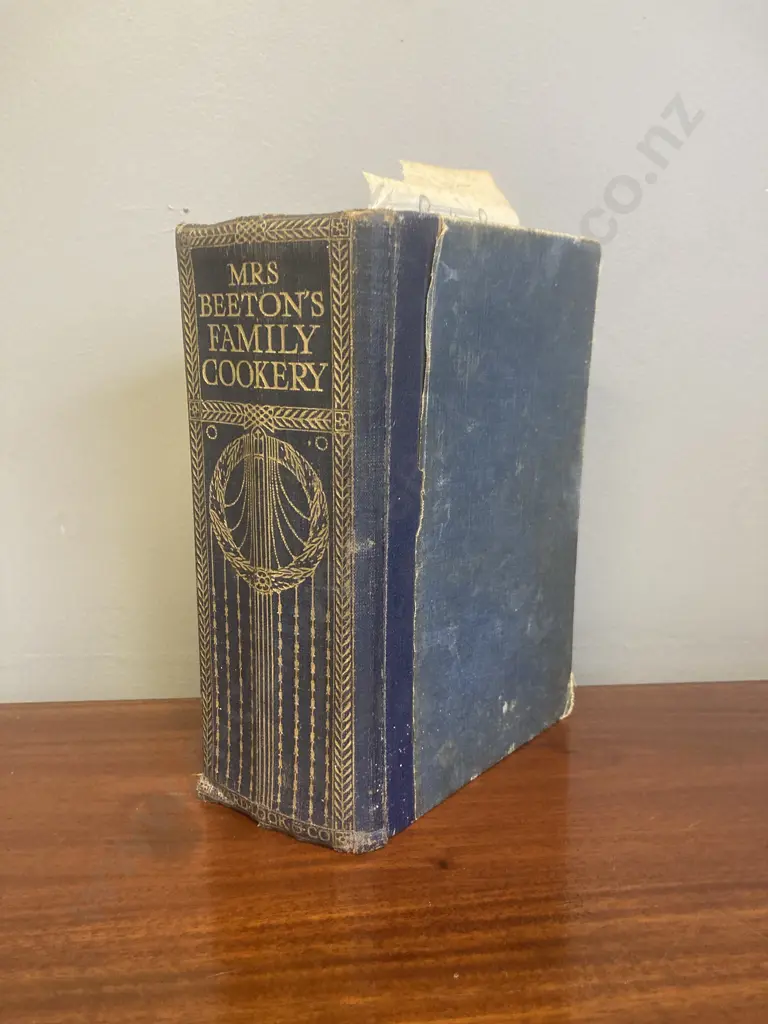 1930's Mrs Beeton's Family Cookery Book, Published by Ward, Lock & Co. London Image 1++