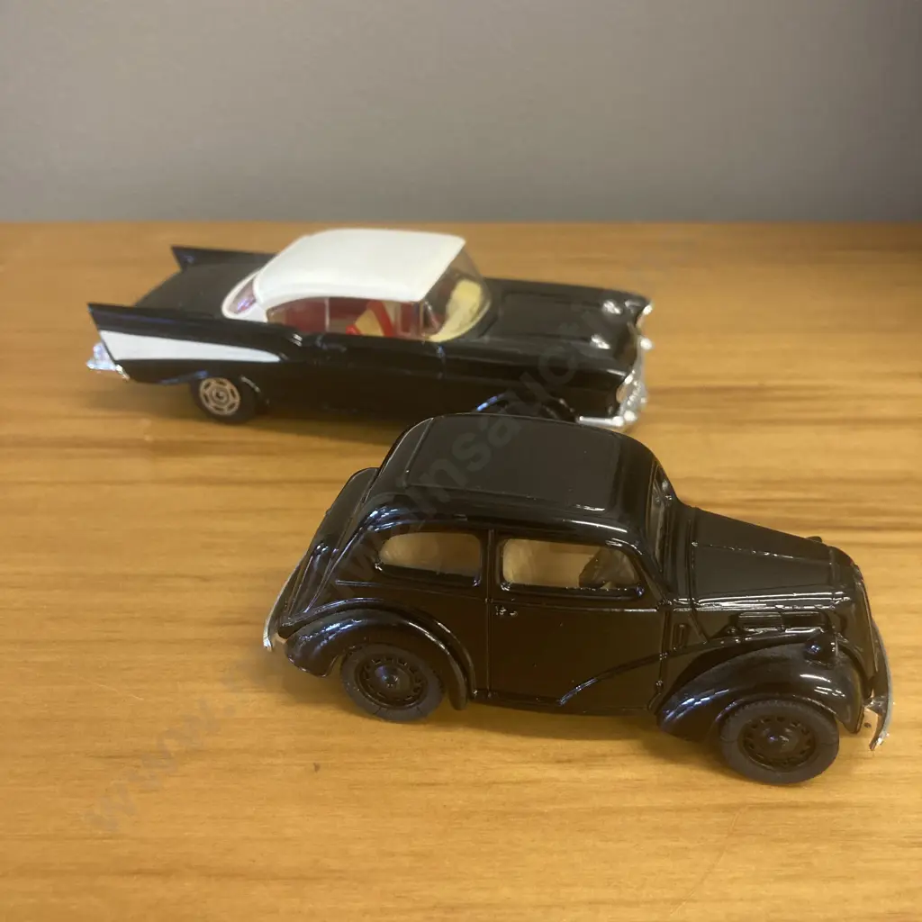 Corgi Chevrolet Bel Air & Ford Popular 103E Image 1++