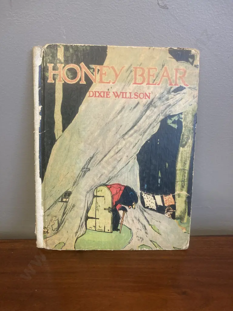Honey Bear by Dixie Willson, Illustrated by Maginel Wright Barney, 1923 First Edition Hardcover Image 1++