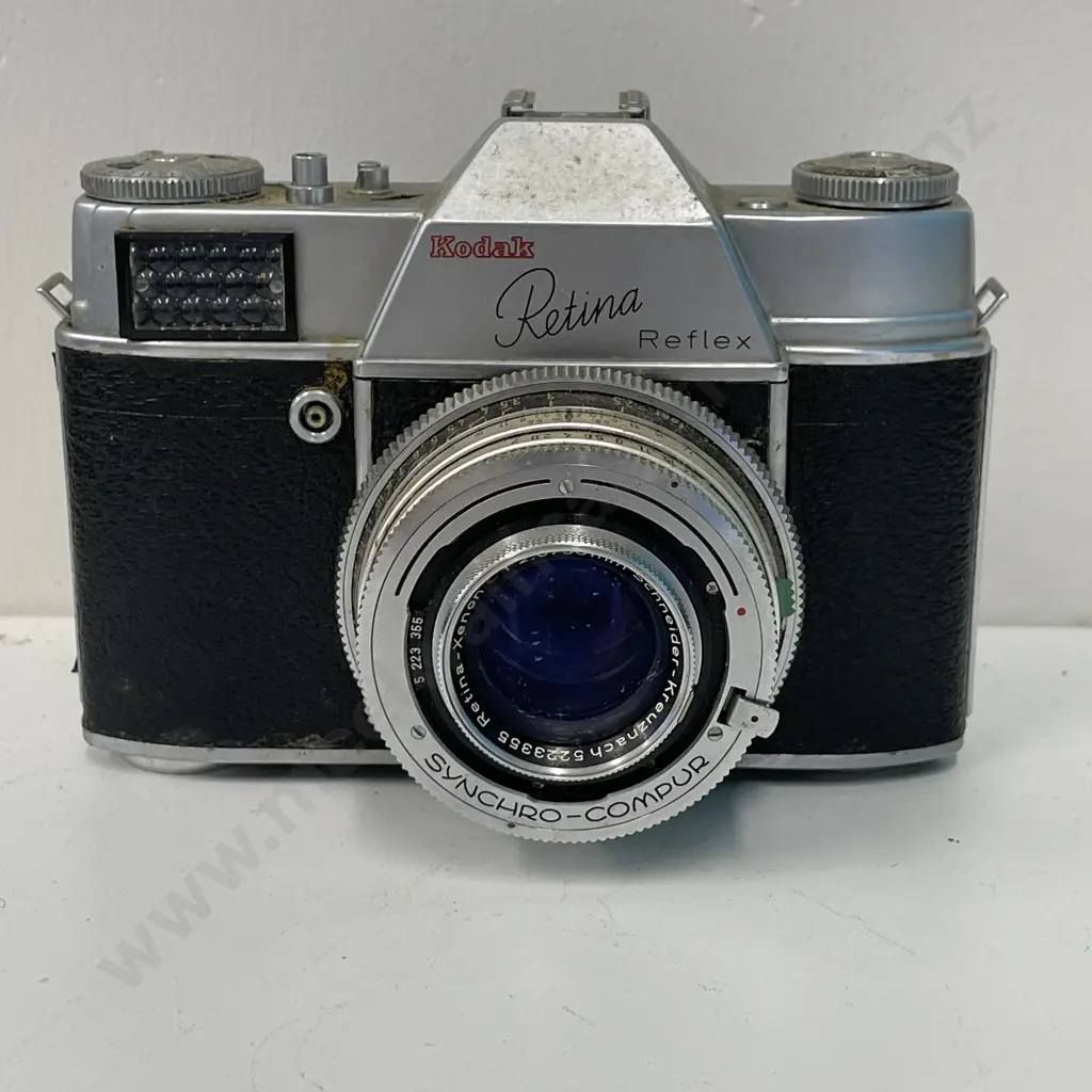 Vintage Kodak Retina Reflex Camera with Synchro-Compur Lens. No 67674 Image 1++