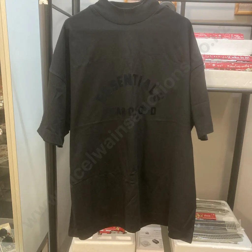 Fear of God Essentials T-Shirt - Jet Black, Sz S Image 1++