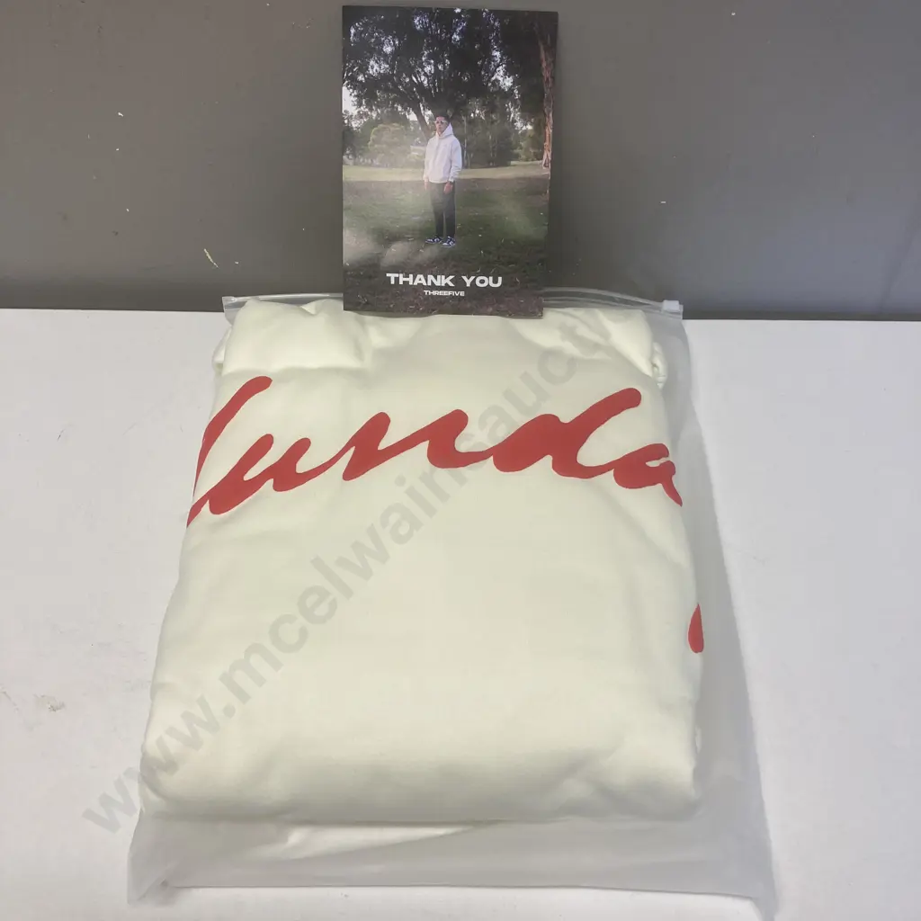 New THREEFIVE Sunday Hood / Vanilla, Sz L Image 1++