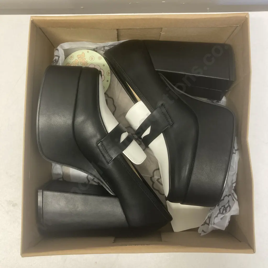 New Daisy Street Exclusive Platform Heeled Loafers In Monochrome, Sz UK5, EU38, Black Image 1++