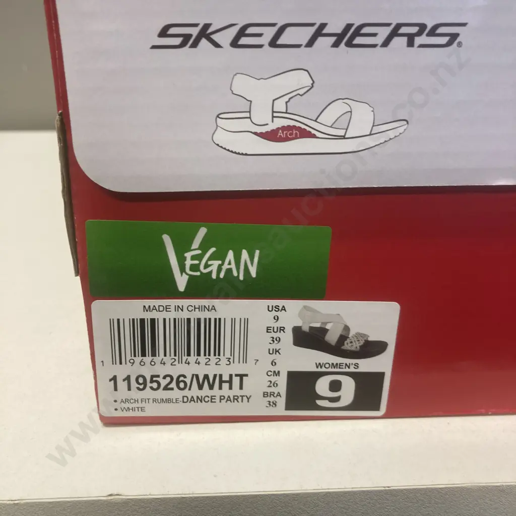 New Skechers Beverlee Wedge Casual Outing, Black, Sz UK6, USA 9 Image 1++