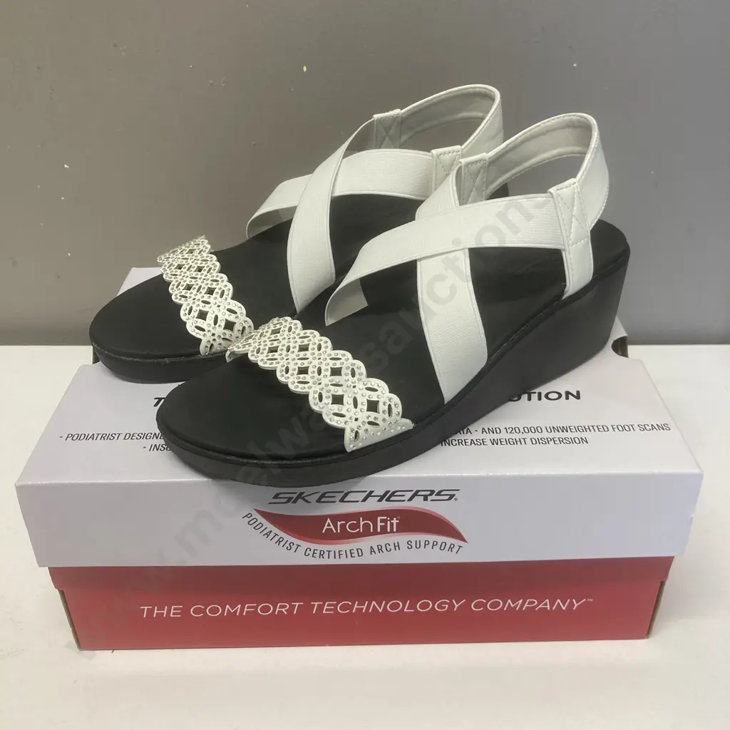 New Skechers Arch Fit Wedges Rumble Dance Party, White, Sz UK6 EUR 39 Image 1++