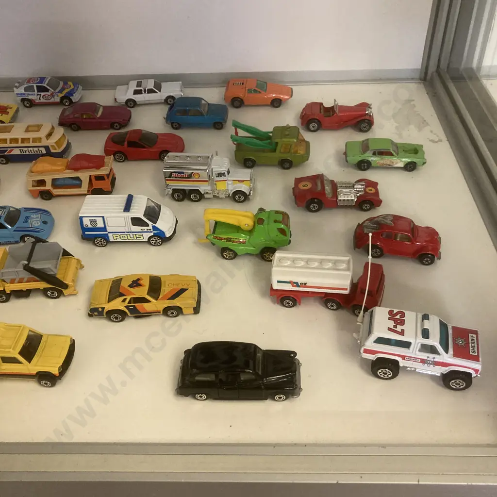 Lot of 40 Assorted Matchbox Models Image 1++