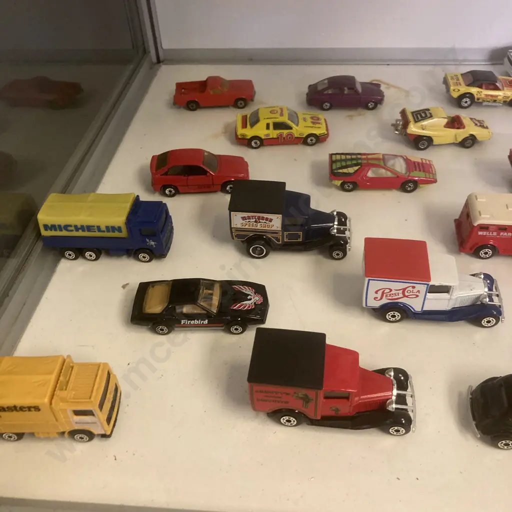 Lot of 40 Assorted Matchbox Models Image 1++