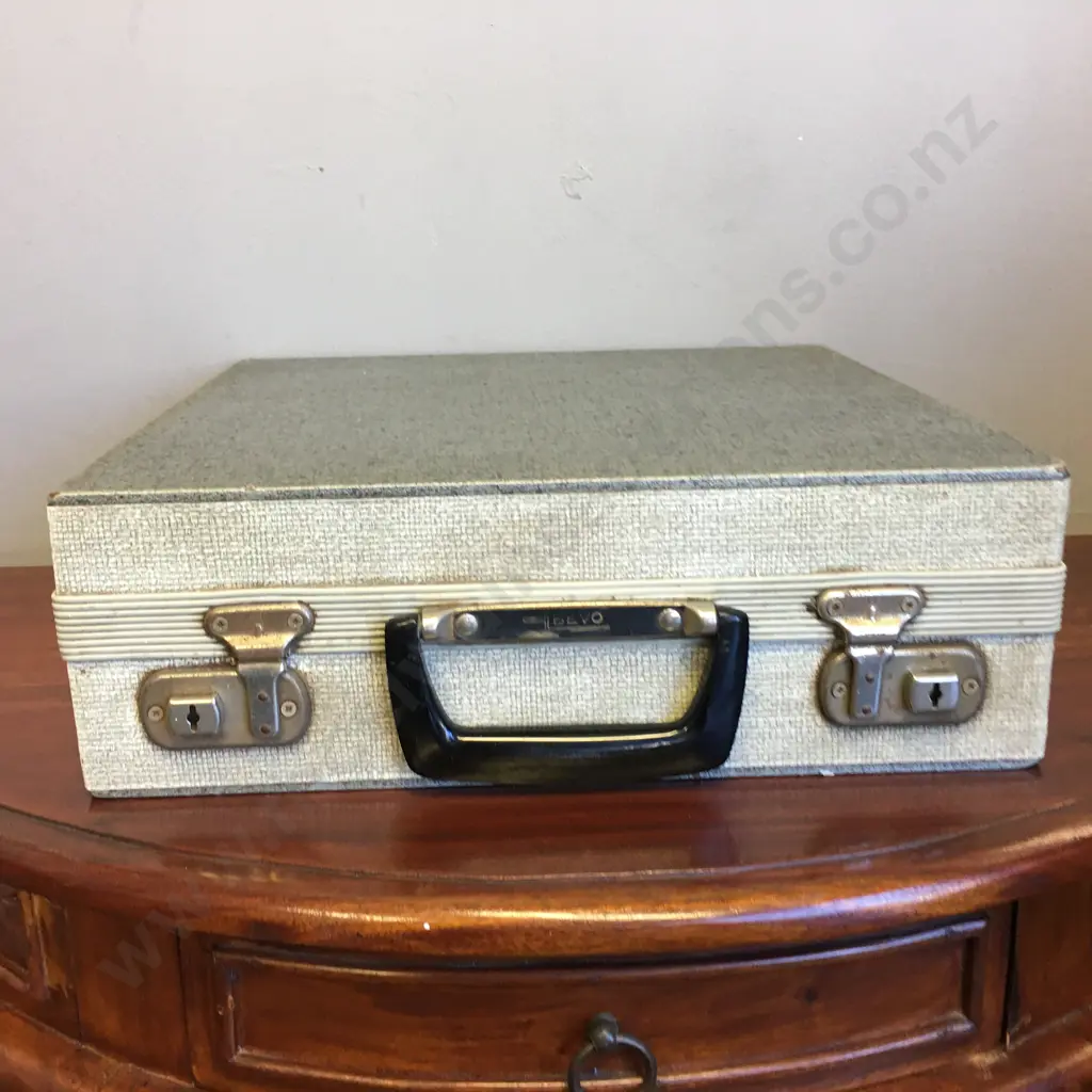 Vintage 'Bevo' Vinyl Record Collectors Storage & Carry Case Image 1++