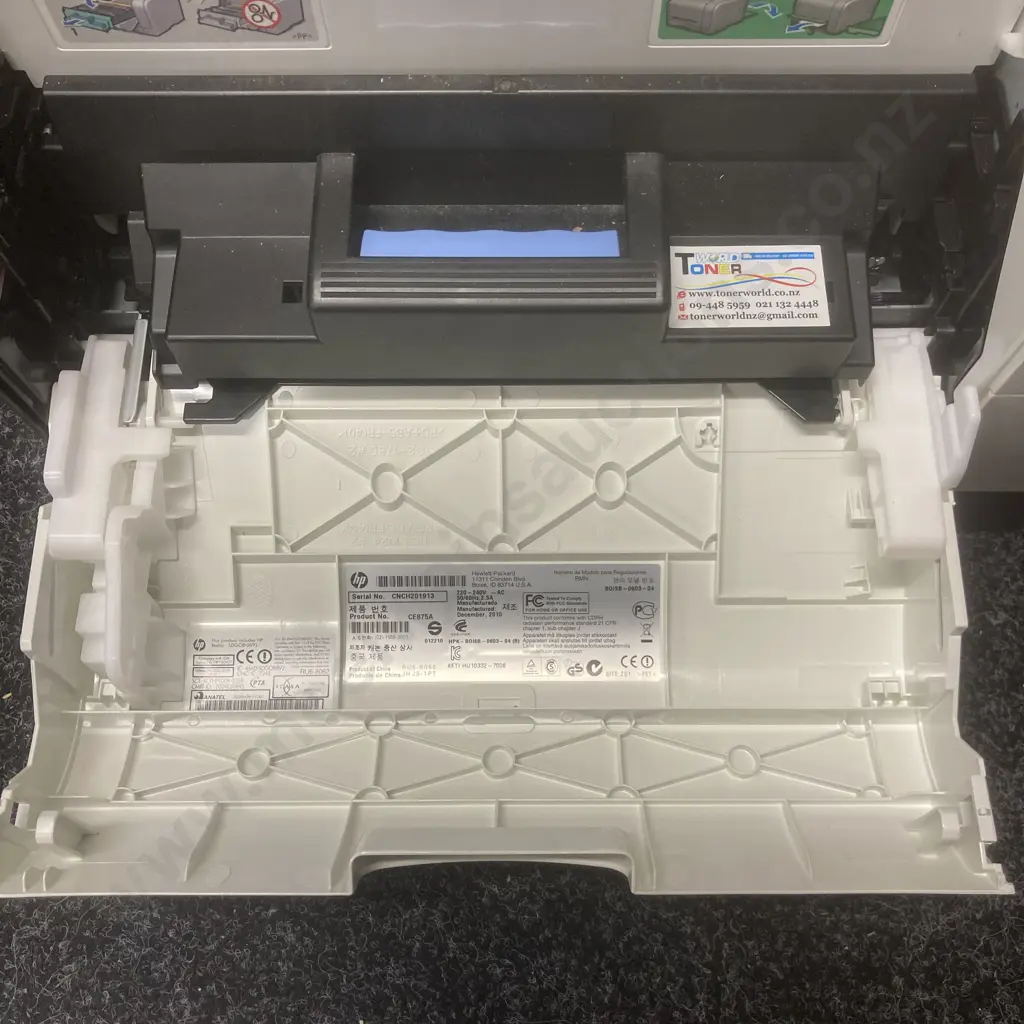 HP LaserJet Pro CP1525nw Color Laser e-Printer Image 1++