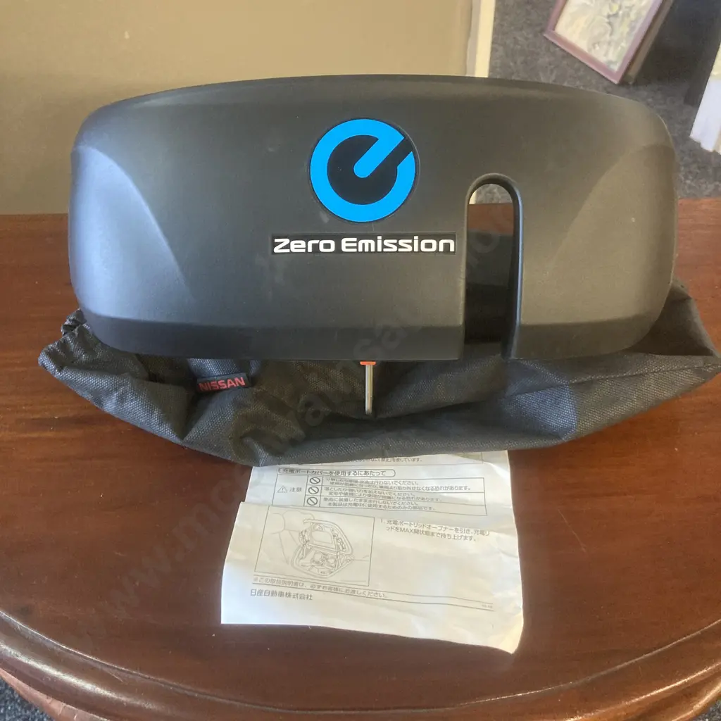 Nissan Leaf Charging Port Cover With Instructions & Bag Image 1++