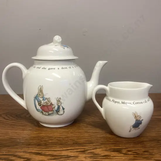 Wedgwood Beatrix Potter Peter Rabbit Large Teapot & Milk Jug